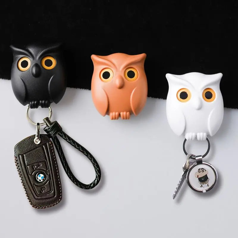 Magnetic Owl Keychain